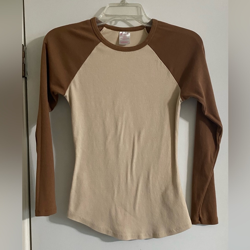 No Boundaries Brown and Cream Raglan Top